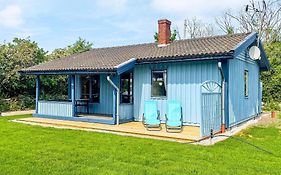 4 Person Holiday Home In K Pingsvik